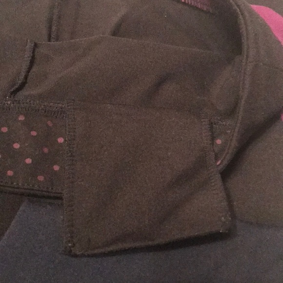 2 Pair Aeriefit Workout Pants - Picture 7 of 7